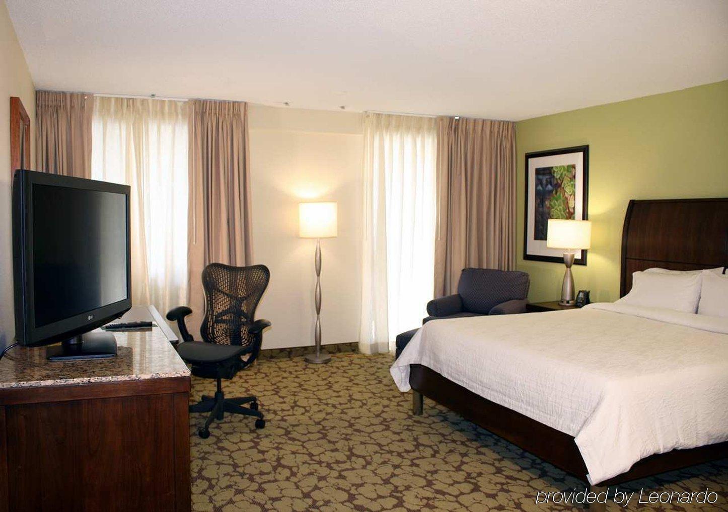 Hilton Garden Inn Phoenix Midtown Exteriör bild