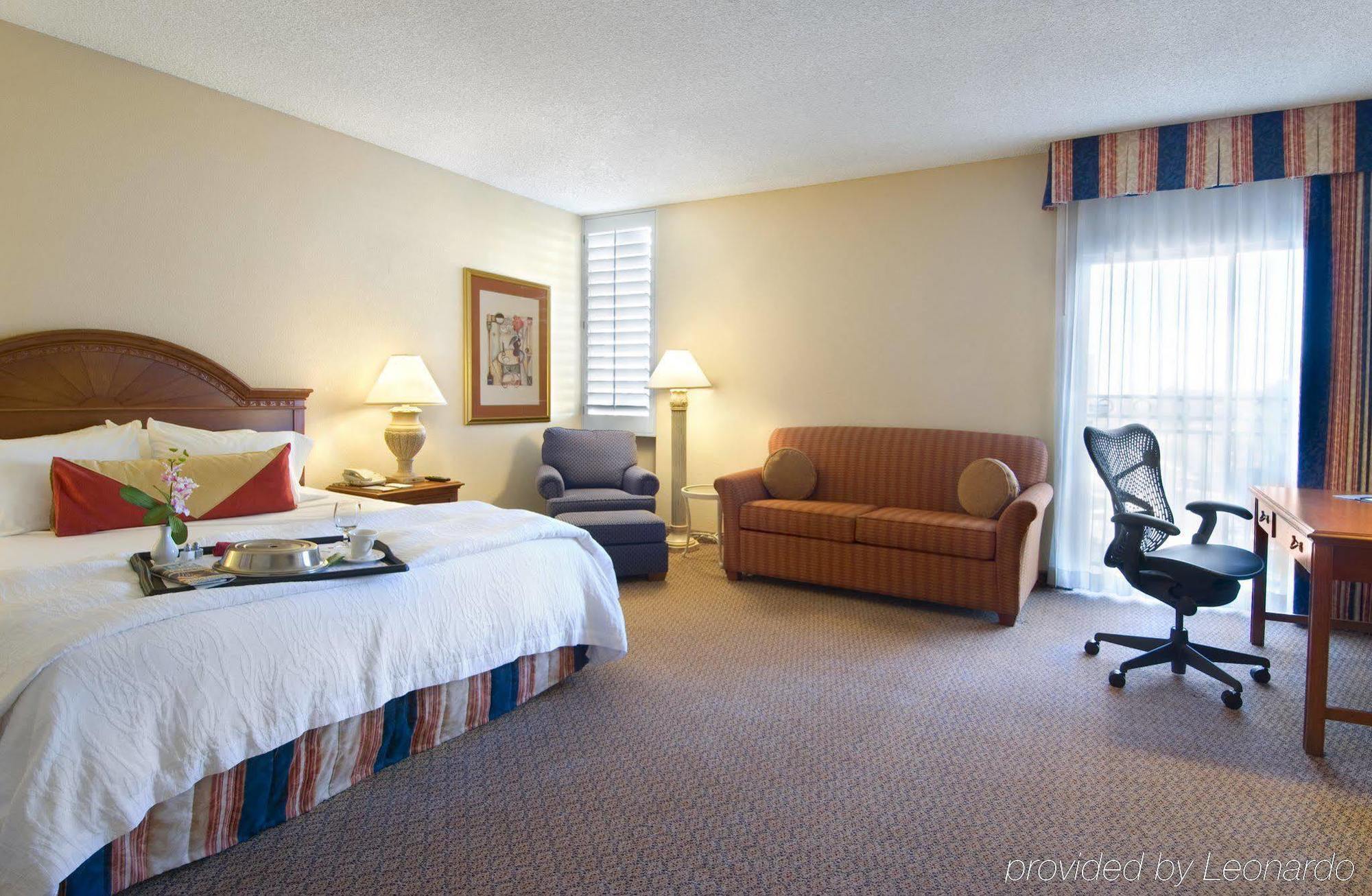 Hilton Garden Inn Phoenix Midtown Rum bild